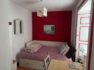 Cosy Cottage , Budget SingleRoom - 9