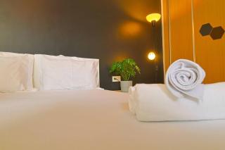 Casa Easy Access | [Parking Privé & 5min Gare] - 1