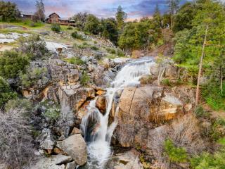 Bass Lake/Yosemite/Creek/Hot tub/VIEWS - 2