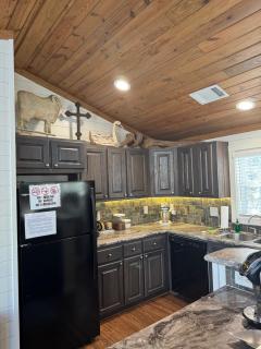 Hot Tub Firepit Dreams Streamside Hochatown - 2