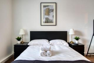 Apartment in Shoreditch/ Old St - 9