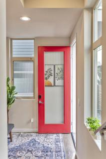 Standalone Townhome 3Bd Parking Near LightRail - 6