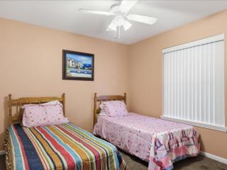 Ledges 3B 2B View Grill - 1