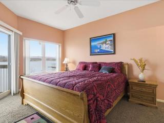 Ledges 3B 2B View Grill - 2