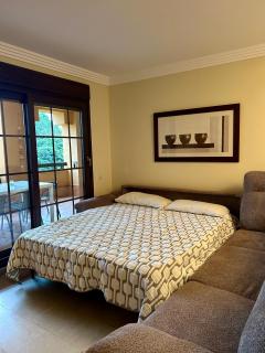 Apartment on The Beach Front with Free Fibre Internet and Air Conditioning - 2