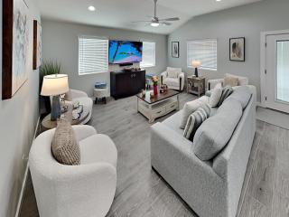 Bayside Oasis - 4