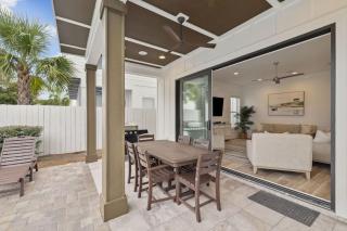 7BR Elegance and Comfort WithPool and near the Beach - 6