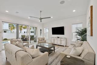7BR Elegance and Comfort WithPool and near the Beach - 4