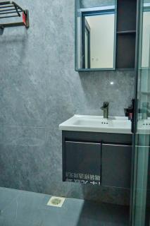 Kilimani CRHP Two Bedroom Apartment with City Views - 3