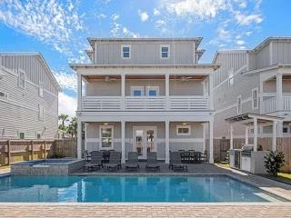 Costal style 3-Story W 7BR and near the beach - 0