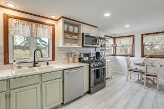 Bridal Parties Welcome! Spacious Home in Athens - 6