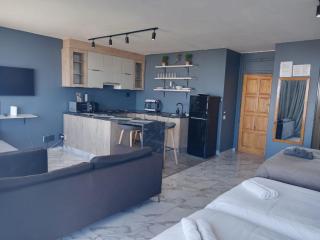 Durban Beachfront 10 South Apartments 1404 - 7