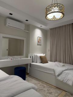White Luxe 3BR - 5- stars Hotel Feel - Madinaty - 5