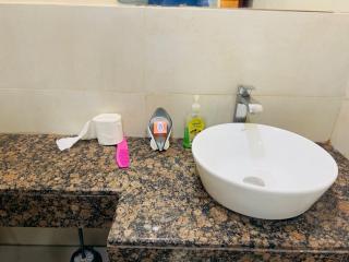 Furnished 1 BHK Apartment-Goldcrest Mall DHA Lahore - 2
