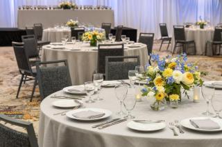 Crowne Plaza Seattle - No Resort Fee - Newly Renovated IHG Hotel - 1