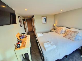 The Dormy House Hotel - 2
