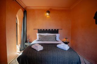 Riad 1810 - 5