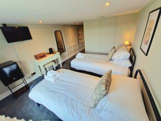 The Dormy House Hotel - 1
