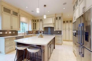 Elegant Richmond Retreat - 1