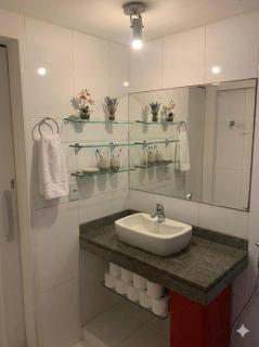 Beachfront Apt at Farol da Barra - 9