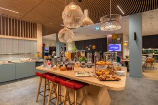 Hampton By Hilton Wroclaw Airport - 1