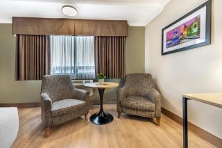 Best Western Plus Ottawa City Centre - 1