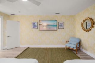 Heated Pool Villa Clearwater Beach - 3