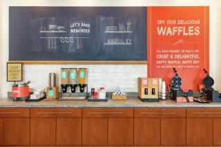 Hampton Inn Portland Downtown Waterfront - 1