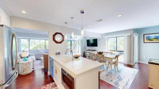 246 Turnberry Village - 5