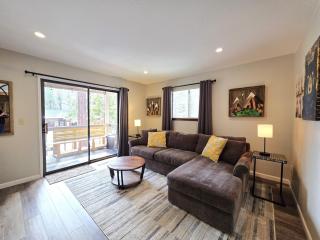 Gale Force Wind home - 9