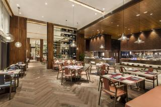 DoubleTree by Hilton Hotel Shenzhen Longhua - 7