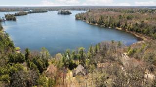 Whispering Pines Cottage on Bass Lake - 7