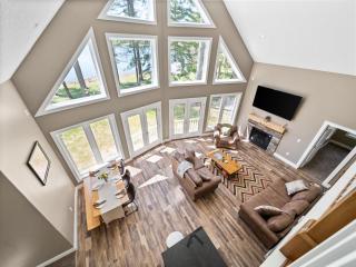 Whispering Pines Cottage on Bass Lake - 1