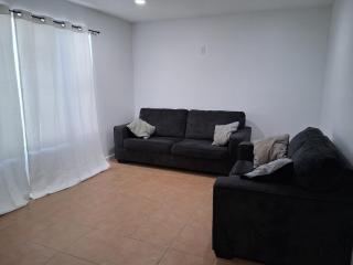 Beautiful and Elegant 3 Bedroom Apartment in the heart of Roosevelt - 1