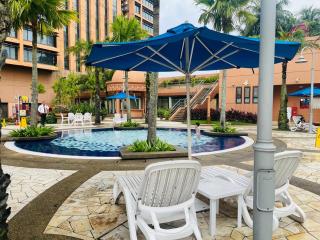 Aurora Suites BUKIT At Times Square - 2