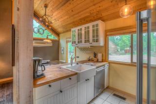 Black Butte House 006 - 4