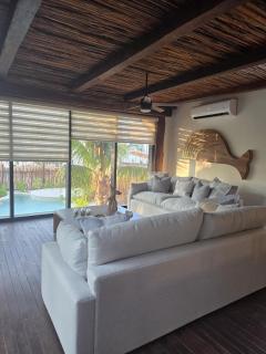 Tu Refugio de Lujo Frente al Mar - 3