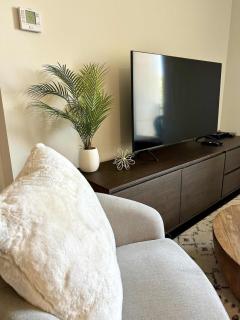 Top Floor Pet Friendly Condo near Downtown - 6