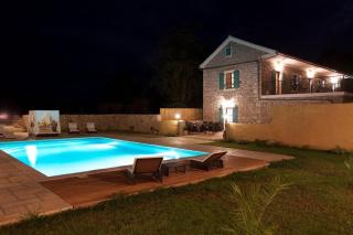 Luxury villa with a swimming pool Gornje Rastane, Biograd - 17837 - 9