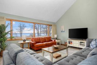 The M22 House - Panoramic Views of West Bay! - 0
