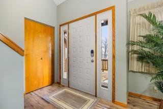 The M22 House - Panoramic Views of West Bay! - 4