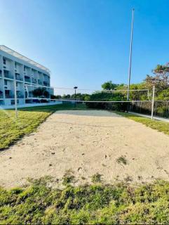 Spacious and comfortable 3 minutes from combate beach, swimming pool and recreational areas - 8