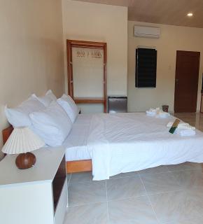 Secret Garden Inn - 8