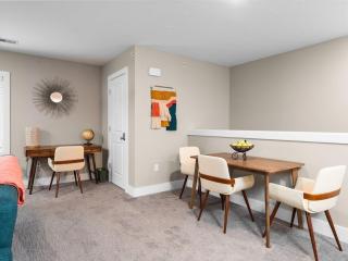 TC Parkside G: Spacious 2BR Condo - 3