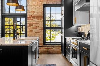 Luxury TC Loft: Historic Condo! - 7