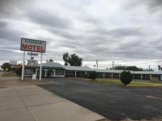 Kansan Motel - 7