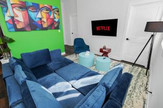 Large 4BR Cozy Stay Near Field Museum & McCormick - 2