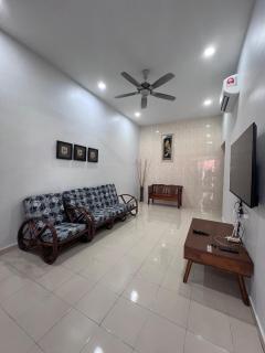 Pantai remis homestay117 - 3