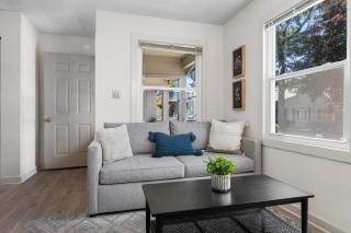 Waters Edge Condo 9 - Renovated Bathroom in 2025! - 5