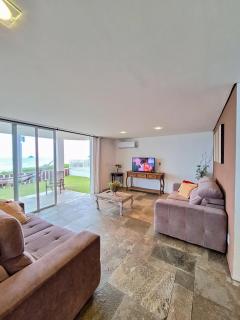 Casa Blue - Oceanfront in Itaguacu - 3